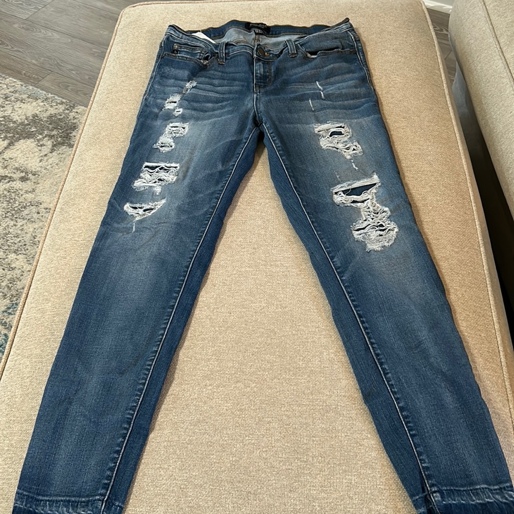 Judy Blue Jeans, raw hem, size 32
